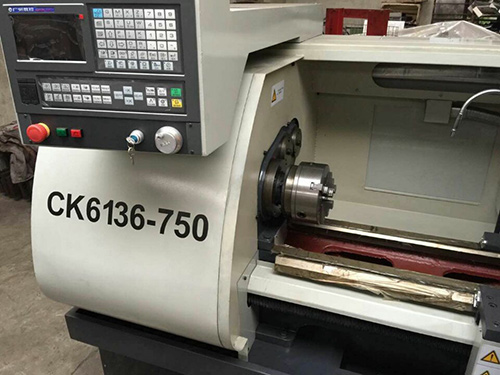 车床整机CK6136
