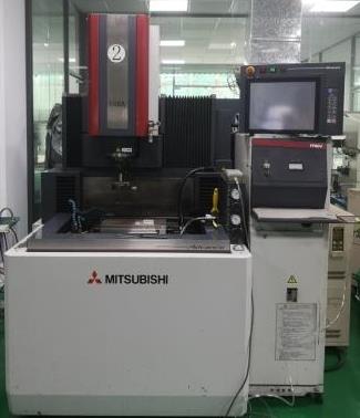 三菱鏡面放電加工機