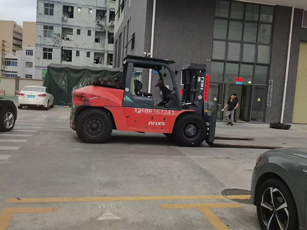货柜设备装卸