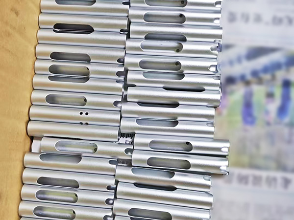 东莞铝阳极氧化