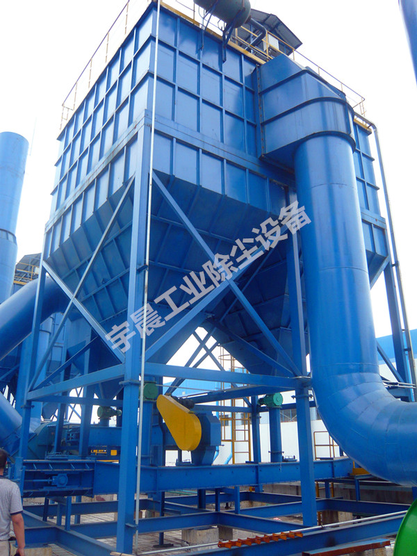 大型脉冲布袋除尘器的工作原理