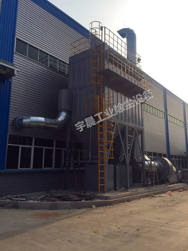 脉冲反吹布袋除尘器结构图片