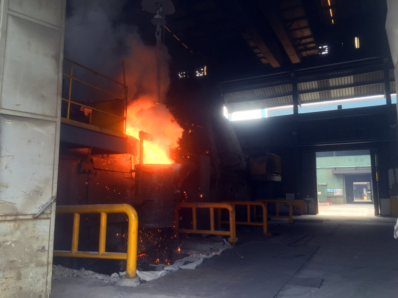 电炉布袋除尘器设备现场图片 电炉布袋除尘器设备现场图片