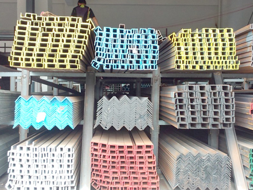 广东钢材批发说一说关于使用槽钢有哪些优缺点？