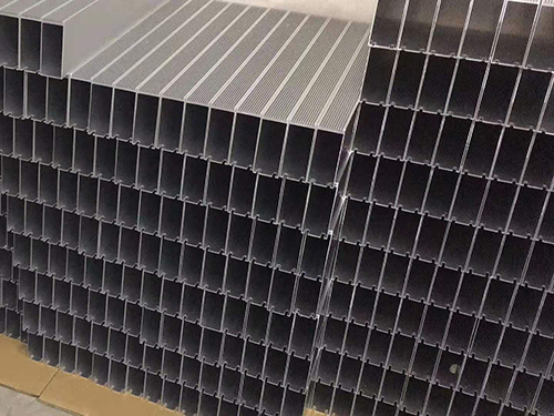 怎样提高东莞铝型材的表面质量和耐腐蚀性能？