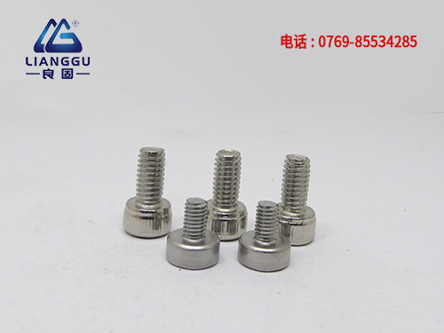 東莞螺絲廠(chǎng)介紹一下使用圓杯螺絲核心特征與應(yīng)用場(chǎng)景？