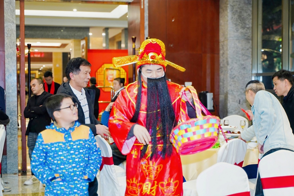 东莞凯信脚轮有限公司会盛典暨2025年度优秀员工颁奖典礼