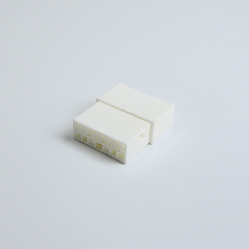 新凯美瑞28P母胶壳