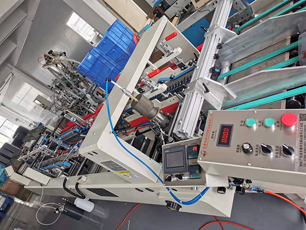 关于全自动胶盒机的精度可以达到多少呢？