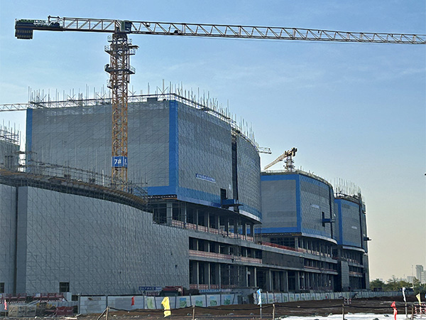 平头塔式起重机安全操作与维护要点是哪些？