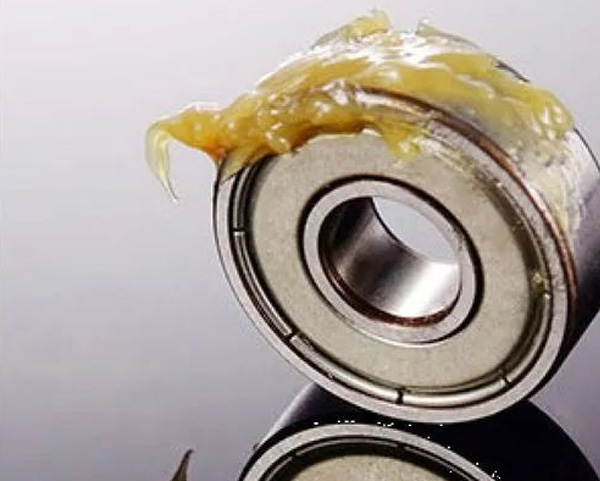 氧化对滚动轴承润滑脂寿命的影响？