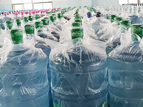 你知道人为什么要经常喝水吗？