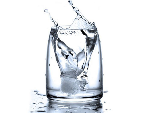 蒸馏水与各种水比较