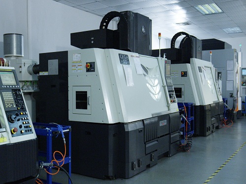 讲解一下精密铣床加工有哪些操作要点？