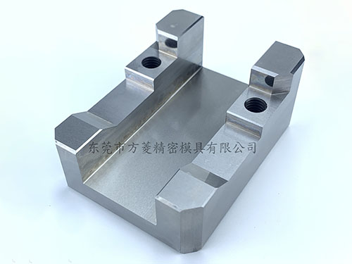 斜顶零件生产过程中有哪些常见故障及解决方法？