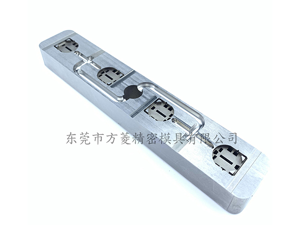 注塑模具