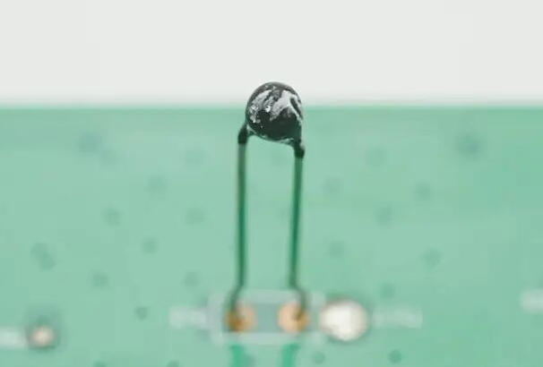 ?NTC���������ڱ�ѹ����������·�е���ӿ��������ԭ��