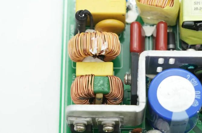 ?��ģ���©�жԱ�ѹ����ģ�������ƵĹ�������Ʒ���