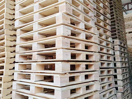 木板厂阐述什么是刨花卡板？