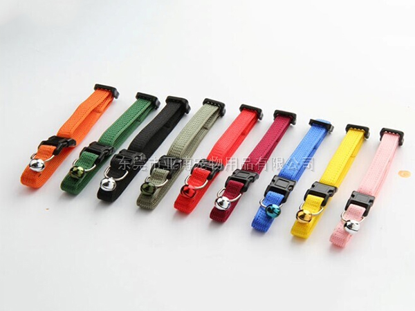 亚博 尼龙安全猫颈圈