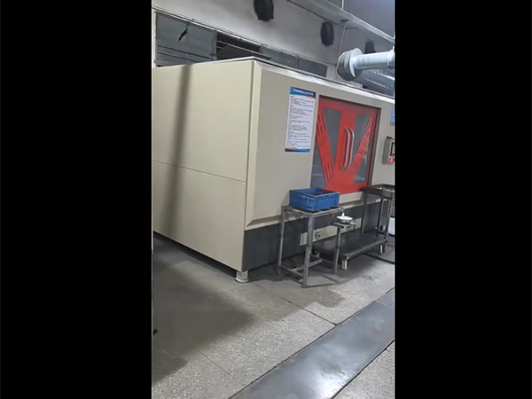 家居五金配件專業(yè)干式溜光機