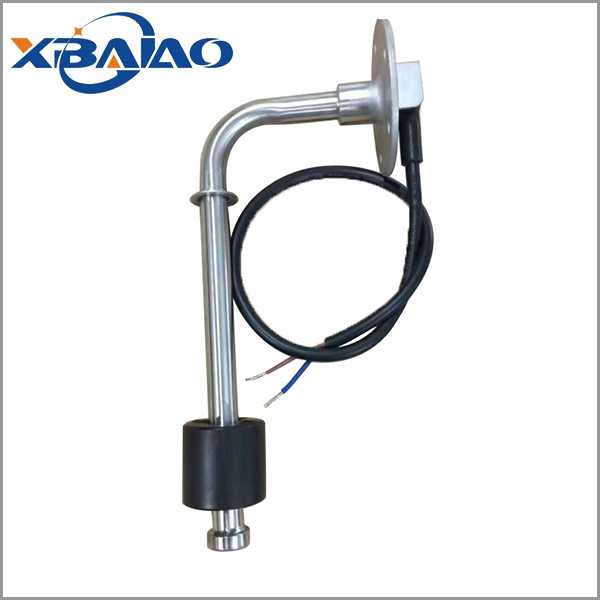 使用房车水位传感器主要工作原理是什么？