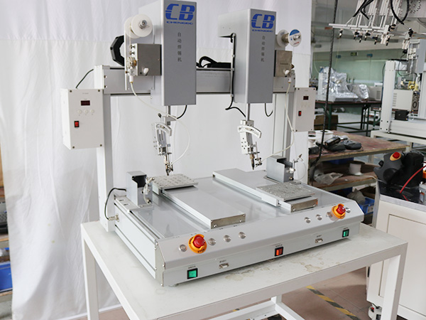 自动焊锡机的效率高吗？