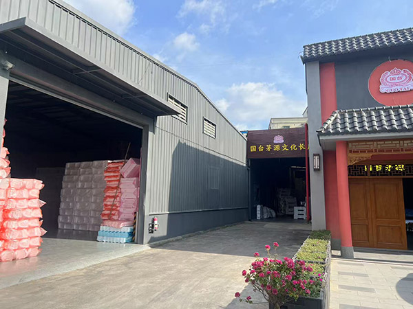 厂房大门
