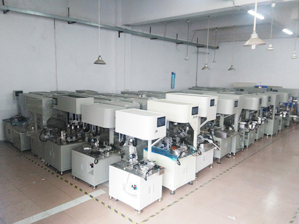 自動(dòng)繞線扎線機(jī)機(jī)器存放區(qū)