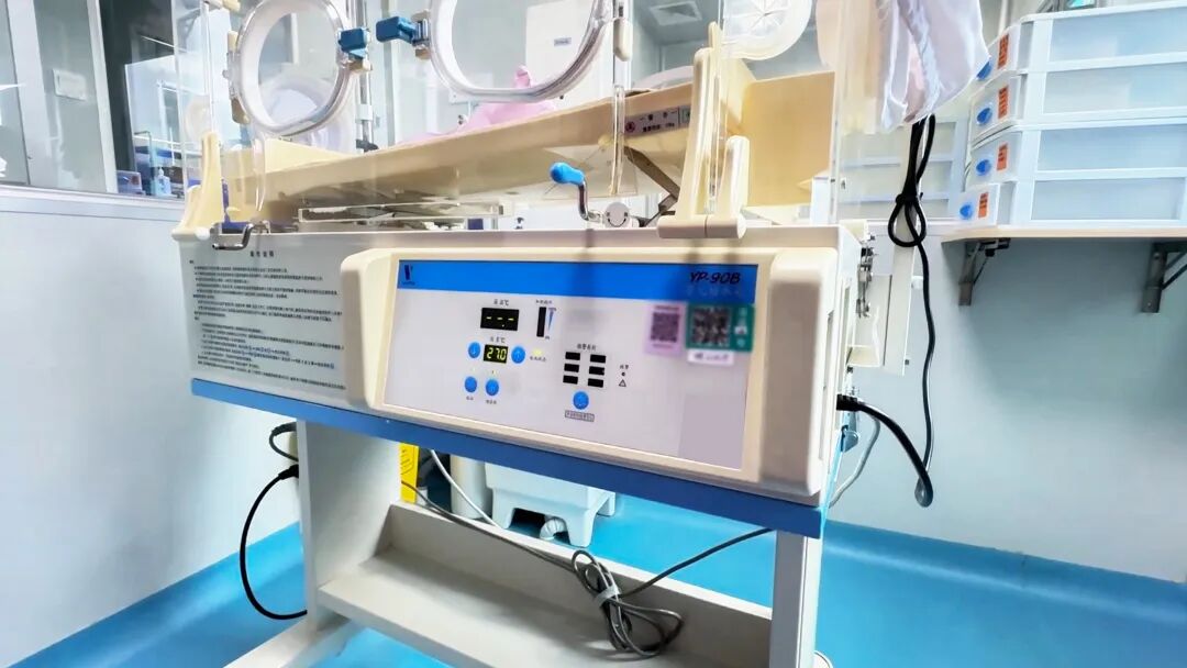 婴儿培养箱维修：戴维YP-90B案例分享