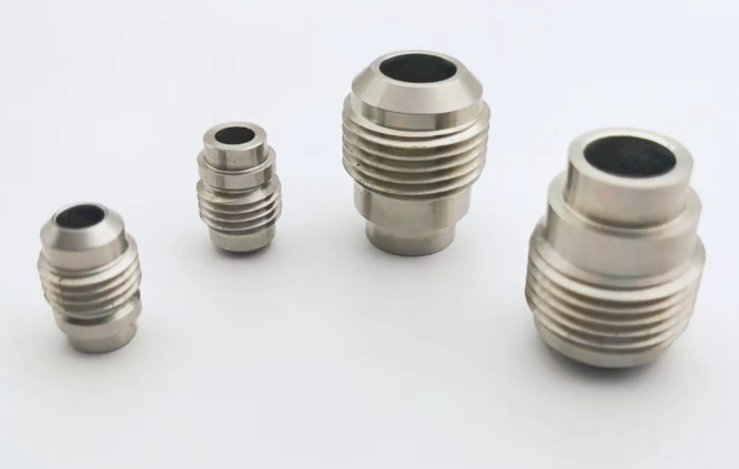 铝型材表面焕新：铝光亮清洗剂的即时处理方案