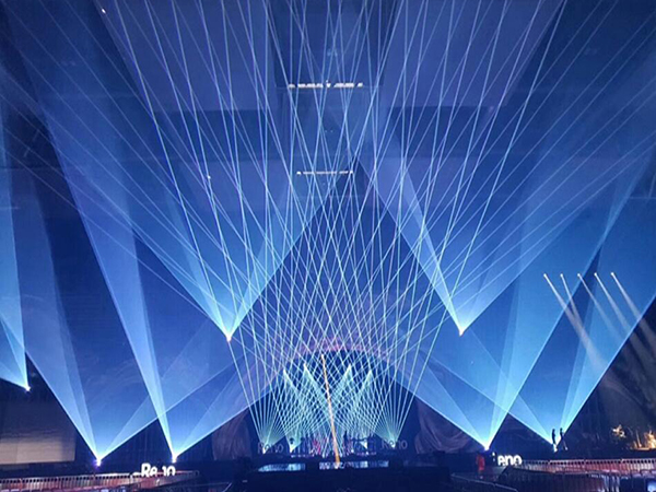 大型户外实景演出利器--激光水秀