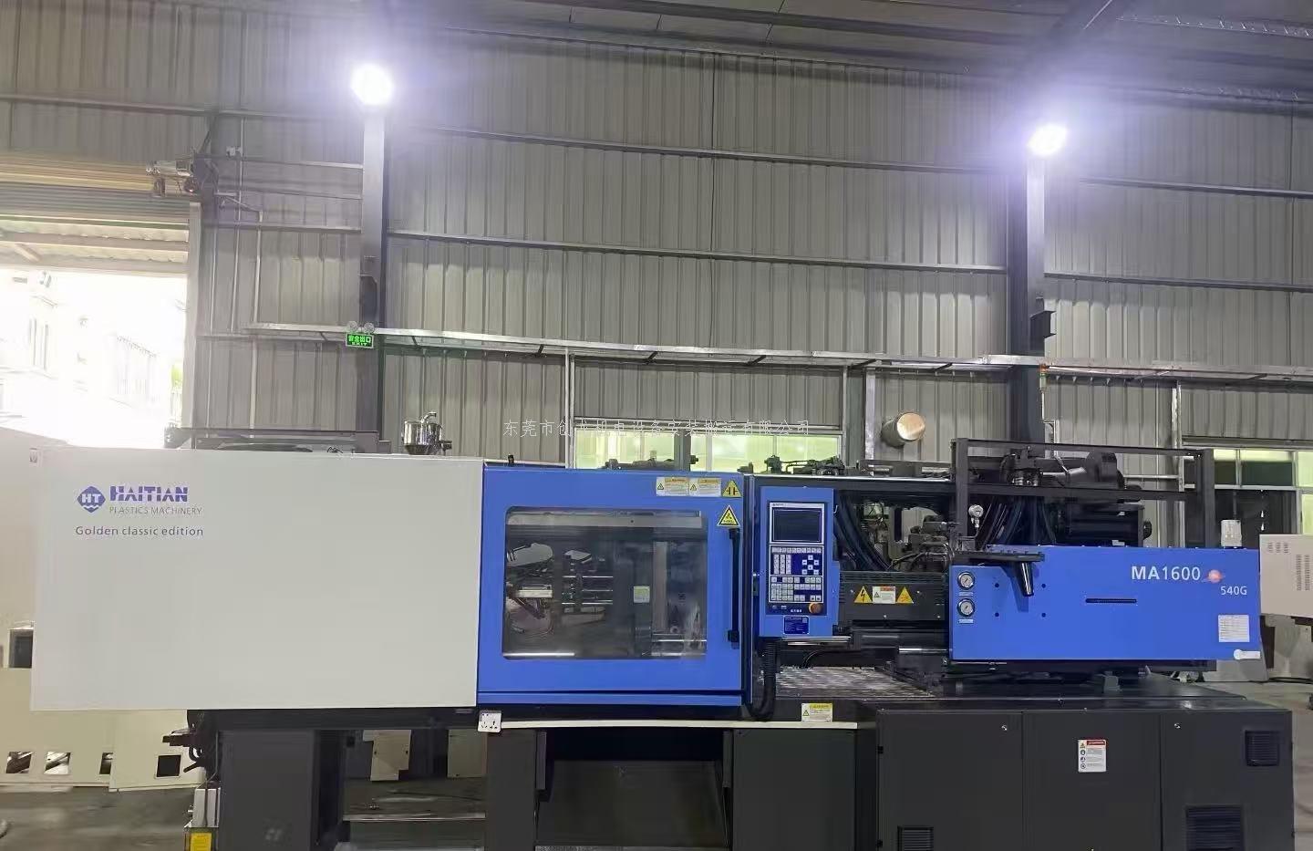 横沥注塑机吊装，创龙专业团队全程守