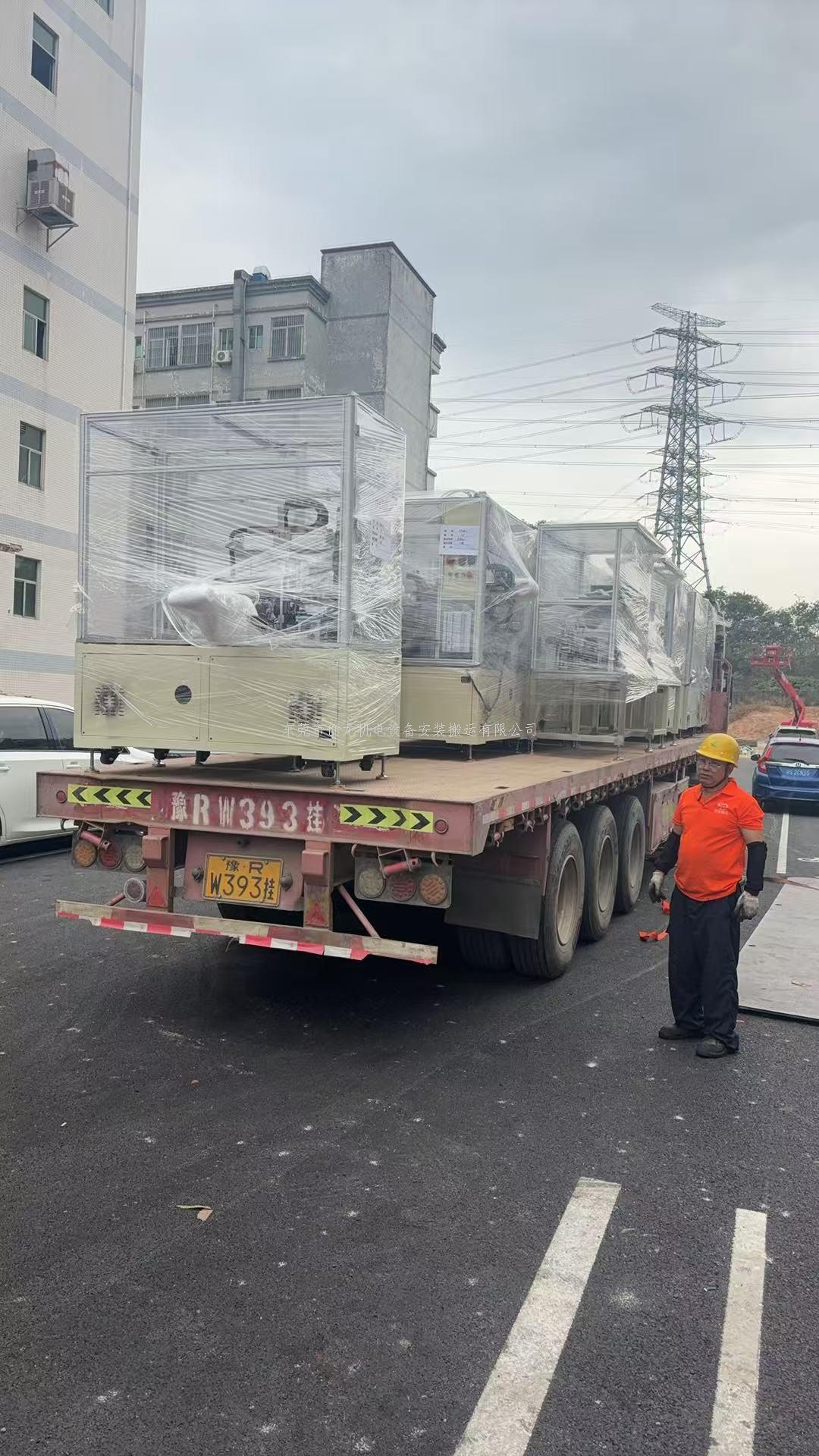 創(chuàng)龍搬遷實力護航，謝崗流水線四樓吊裝高效落地