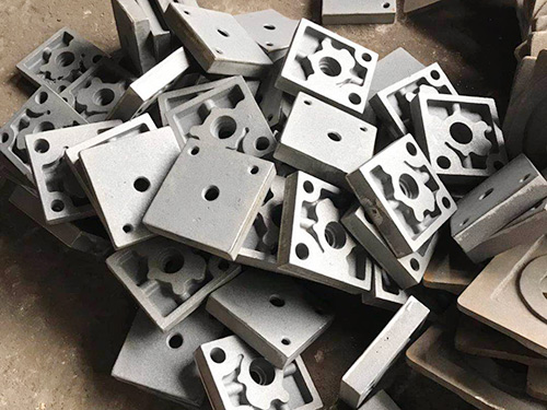 大型铸造厂说明一下大型铸造件生产工艺特点分别是什么？