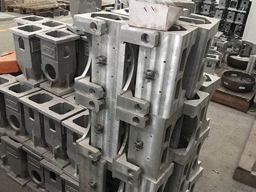 翻沙铸造厂