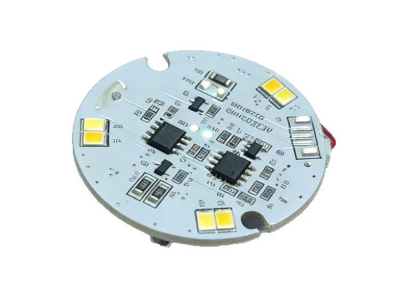 高灵敏度 LED 智能灯控制板开发