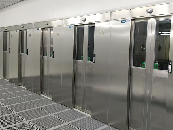 自动双开平移门风淋室二