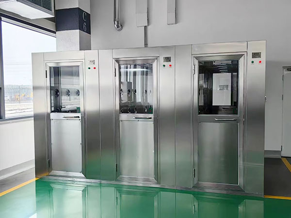 手动平开门风淋室一