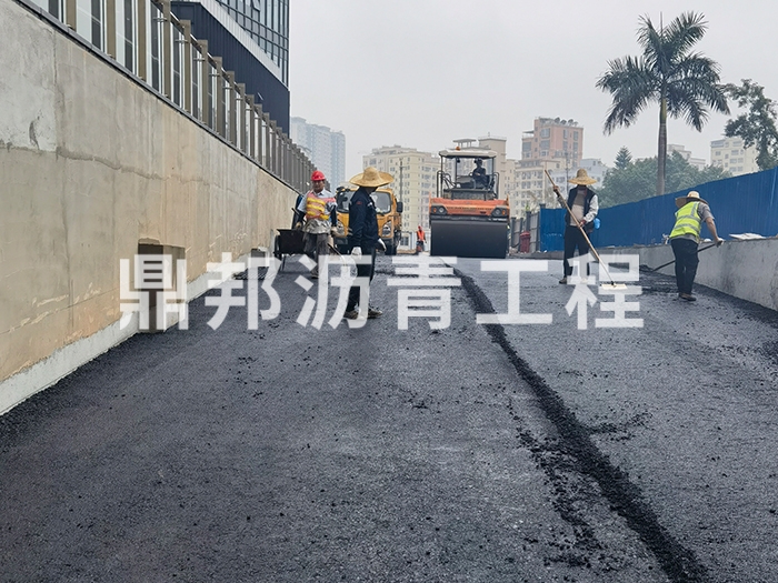 园区沥青施工现场7