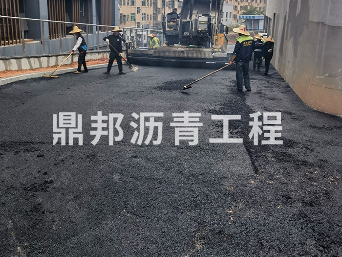 园区沥青施工现场6