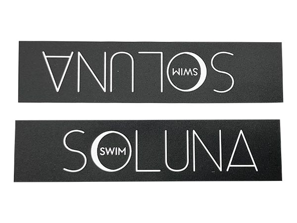 环保与智能双轮驱动！洗水标_吊牌行业迎来价值重构，热转印技术成升级关键