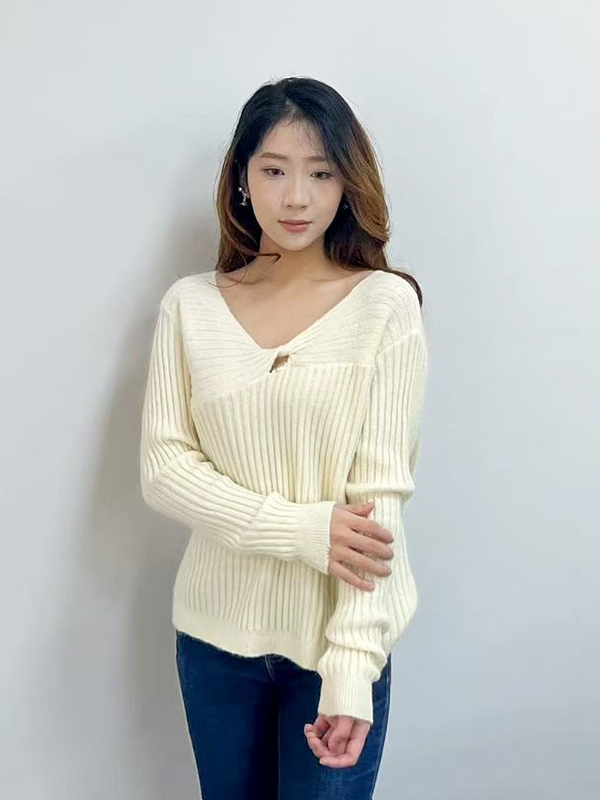 不规则镂空针织衫女款秋冬季