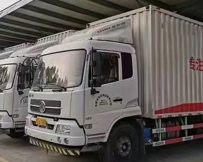 公路运输