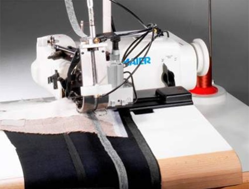 缝合粘合带条设备