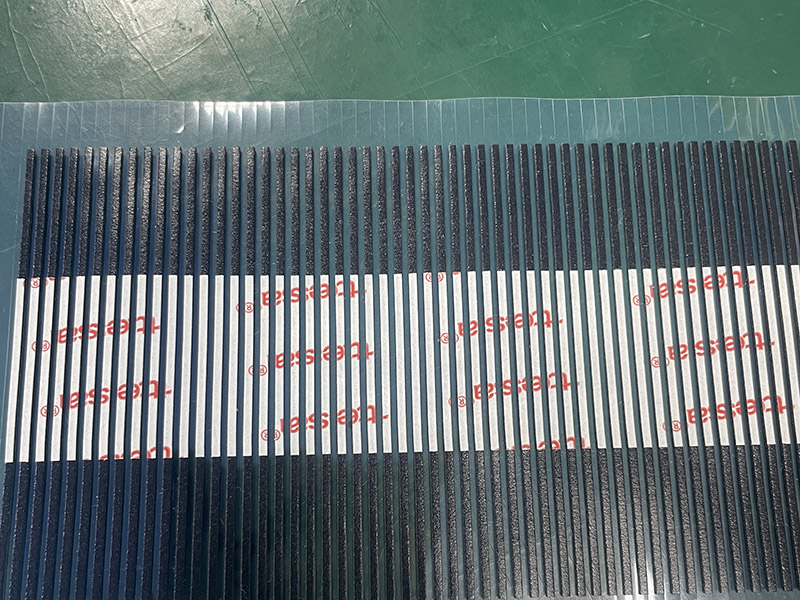 屏内缓冲泡棉