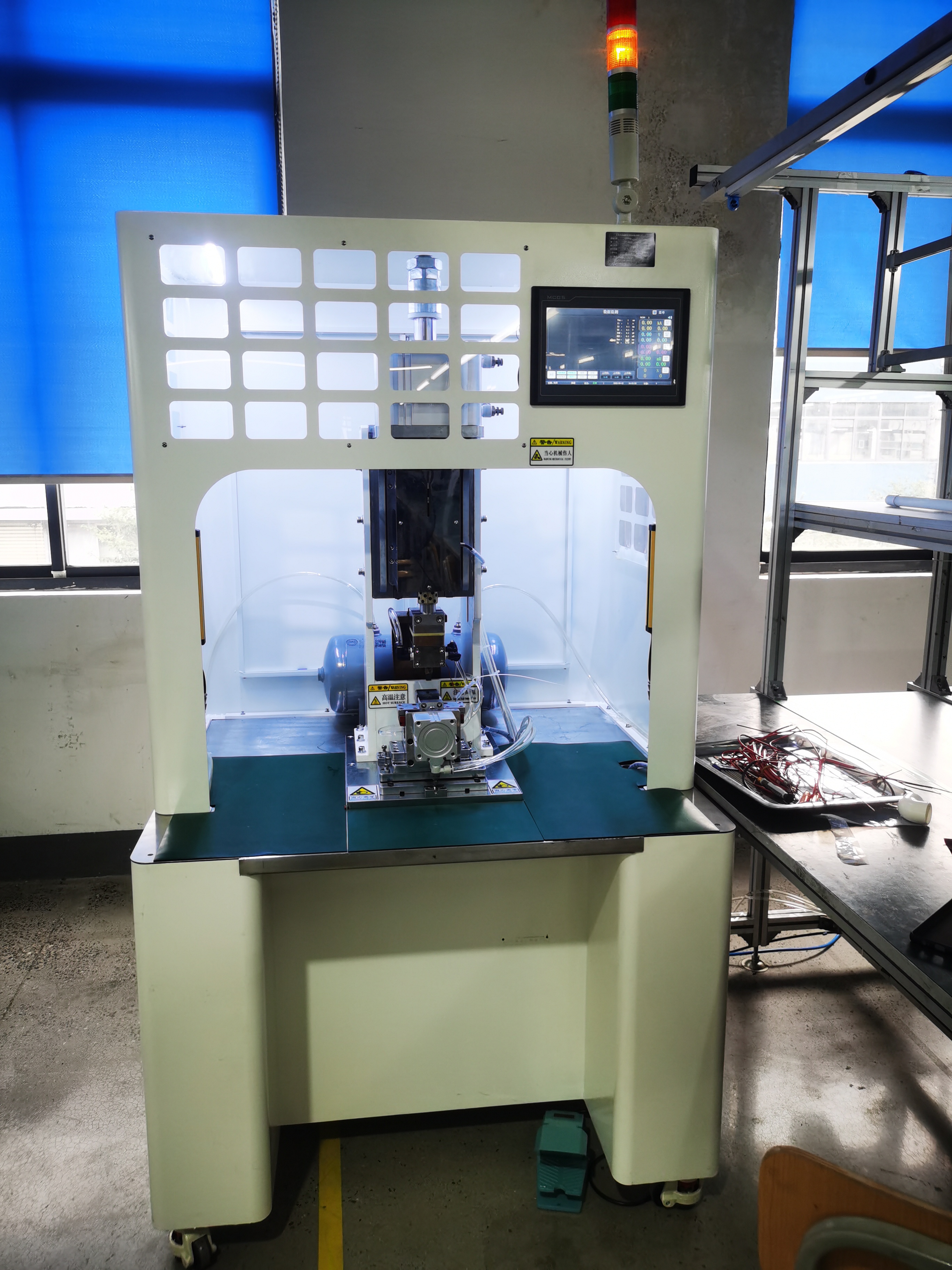 新能源电感线圈铜排焊接机