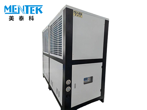 工业冷水机