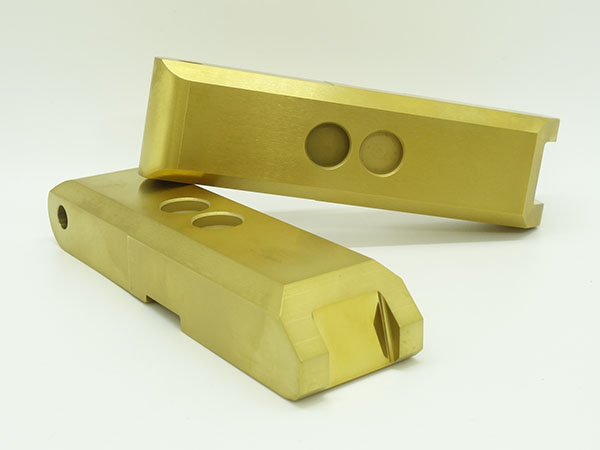 黃銅羞羞答答在线