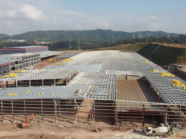 鋼結(jié)構(gòu)廠房安裝
